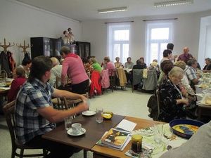 První schůzka v nových prostorách klubu na OÚ - říjen 2016