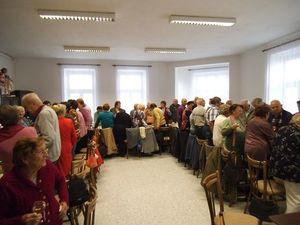 První schůzka v nových prostorách klubu na OÚ - říjen 2016