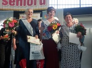 Členka klubu p. Klímová se zúčastnika volby Babičky Olomouckého kraje 2016  - získala 2. místo